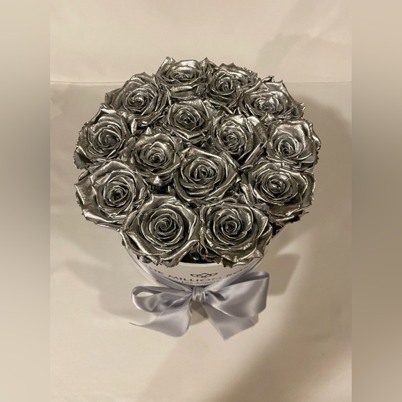 The Million Roses Silver Box - Picture 4 of 4